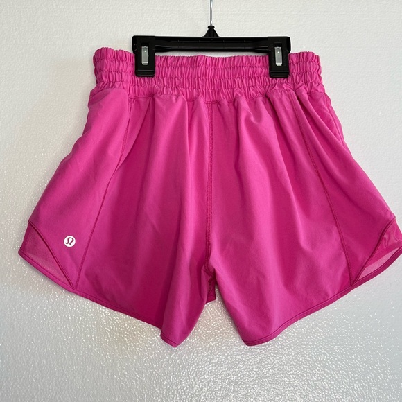 lululemon athletica Pants - Lululemon Hotty Hot Athletic Shorts Women 4 Lined Running Outdoor Sonic Pink